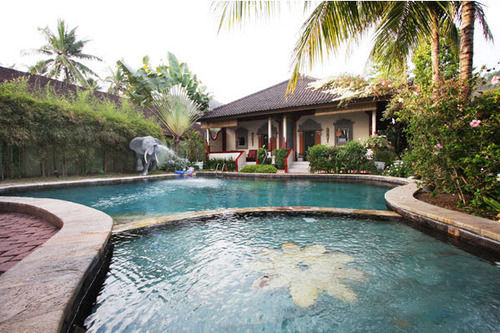 Pondok Bambu Dive Resort 캔디다사 외부 사진